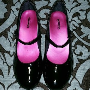 Black patent big kids Sonoma small block heels
